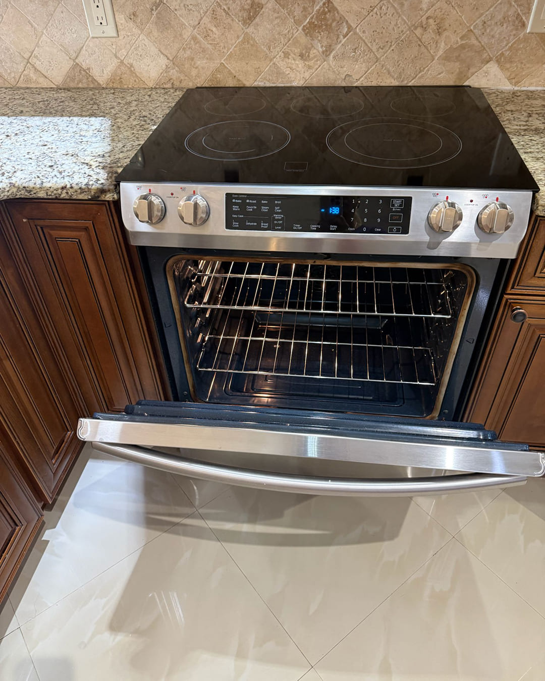 Luxury House Keep Up Cleaning Services in Tampa (11)